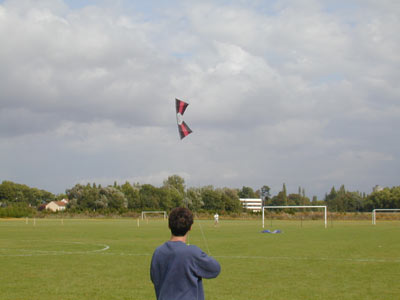 Revo dans le ciel du Coudray. Greg aux manches